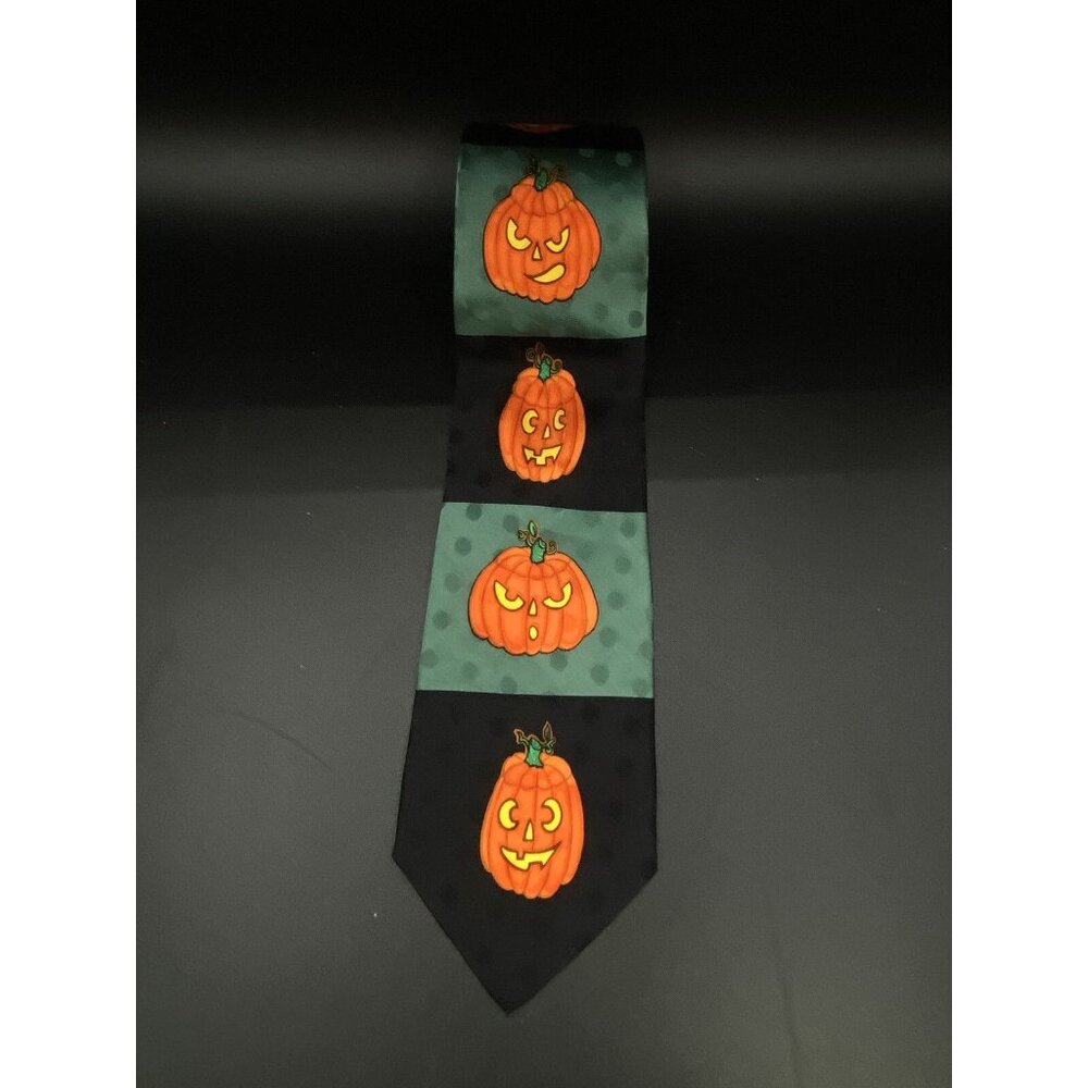 Ties In Disguise Halloween Men's Neck Tie 100% Silk Pumpkin Jack O Lantern